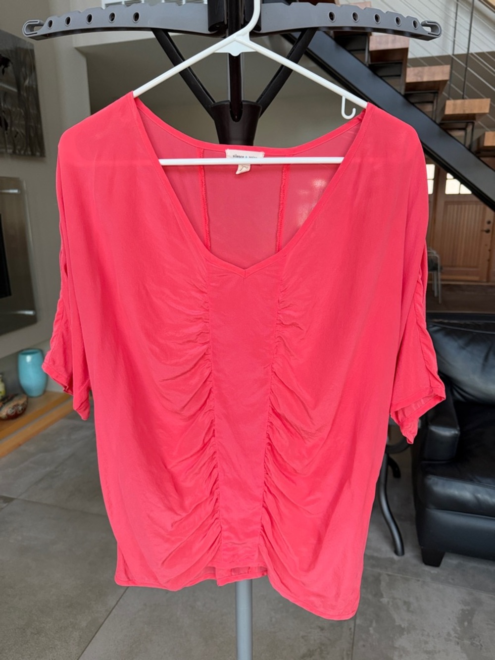 silence + noise 100% silk top light coral color size S